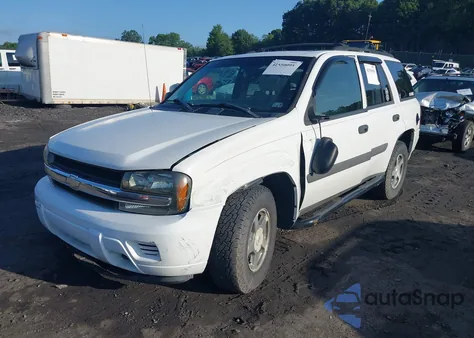 2005 Chevrolet Trailblazer Ls from USA, damaged, VIN 1GNDT13S952225886